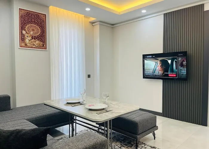 11 Suvari Homes Fast Internet 2 Air Conditioners